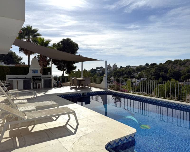5 soveværelse Villa til salg i Moraira med swimmingpool - € 1.300.000 (Ref: 9401740)