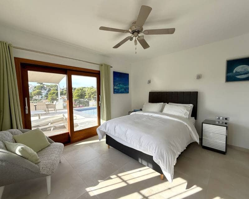 5 soveværelse Villa til salg i Moraira med swimmingpool - € 1.300.000 (Ref: 9401740)