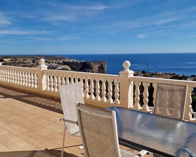 4 quarto Moradia para venda em Cumbre del Sol com piscina garagem - 730 000 € (Ref: 9401741)