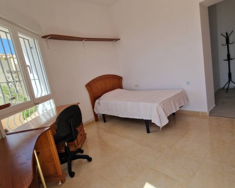 4 quarto Moradia para venda em Cumbre del Sol com piscina garagem - 730 000 € (Ref: 9401741)