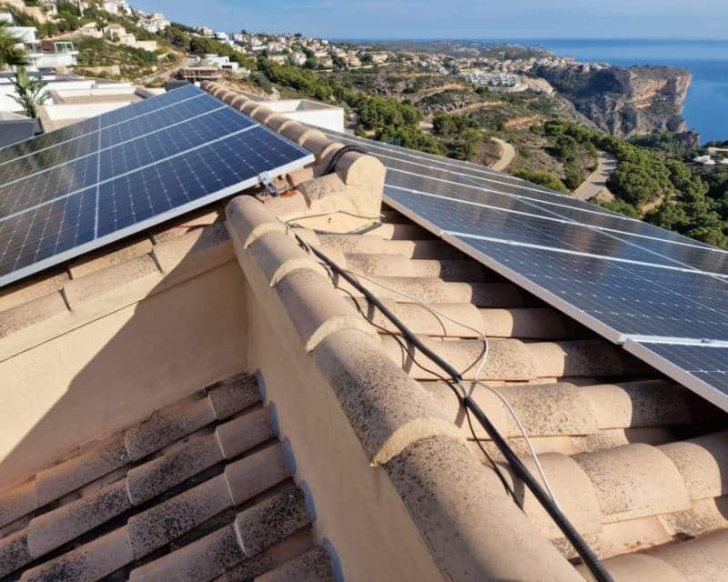 4 quarto Moradia para venda em Cumbre del Sol com piscina garagem - 730 000 € (Ref: 9401741)