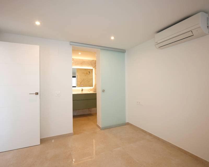 4 Zimmer Villa zu verkaufen in Calpe / Calp mit Pool - 840.000 € (Ref: 9427549)