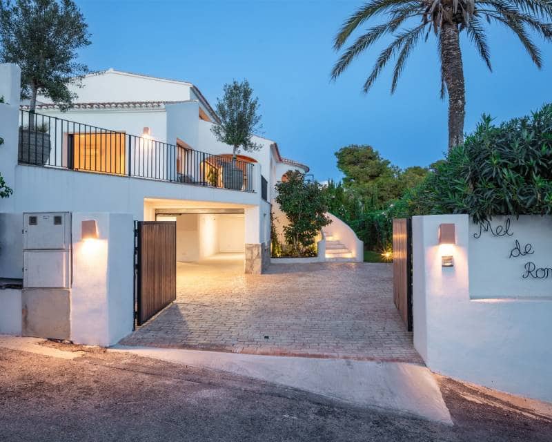 5 quarto Moradia para venda em Javea / Xabia com piscina garagem - 1 999 950 € (Ref: 9457735)