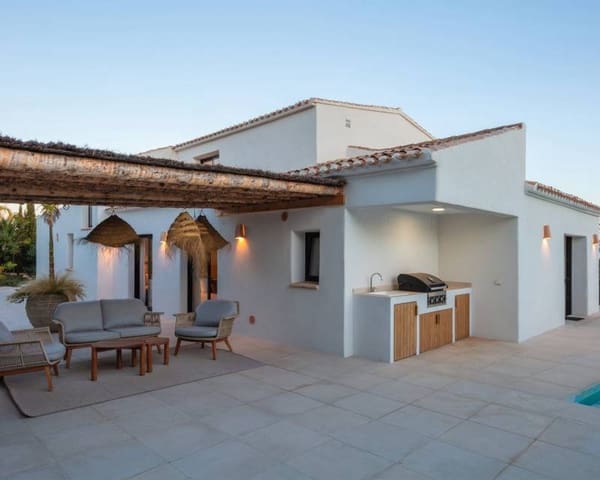 5 soveværelse Villa til salg i Javea / Xàbia med swimmingpool garage - € 1.999.950 (Ref: 9457735)