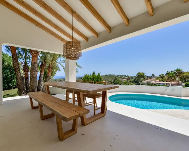 4 soveværelse Villa til salg i Moraira med swimmingpool - € 2.175.000 (Ref: 9457737)