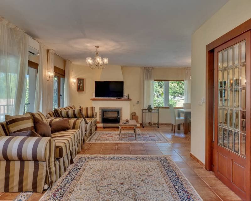 4 sypialnia Willa na sprzedaż w Denia z basenem garażem - 1 250 000 € (Ref: 9457739)