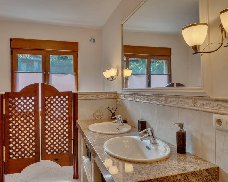 4 sypialnia Willa na sprzedaż w Denia z basenem garażem - 1 250 000 € (Ref: 9457739)