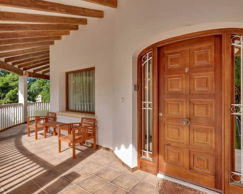 4 sypialnia Willa na sprzedaż w Denia z basenem garażem - 1 250 000 € (Ref: 9457739)