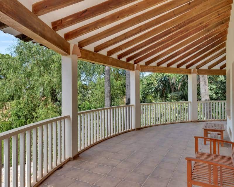 4 sypialnia Willa na sprzedaż w Denia z basenem garażem - 1 250 000 € (Ref: 9457739)