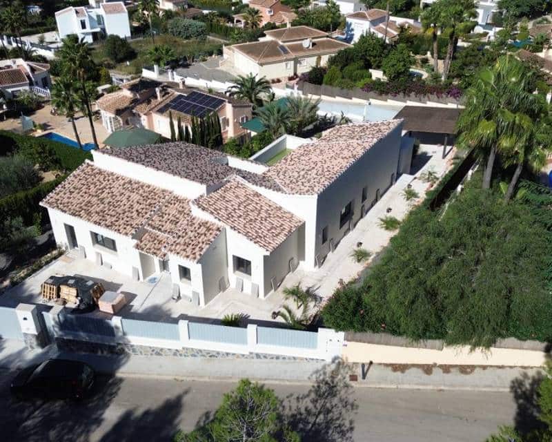 3 makuuhuone Huvila myytävänä paikassa Javea / Xabia mukana uima-altaan - 1 190 000 € (Ref: 9457740)