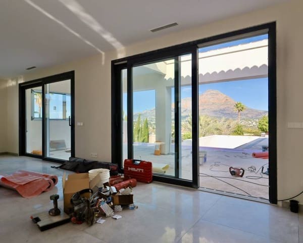 3 makuuhuone Huvila myytävänä paikassa Javea / Xàbia mukana uima-altaan - 1 190 000 € (Ref: 9457740)