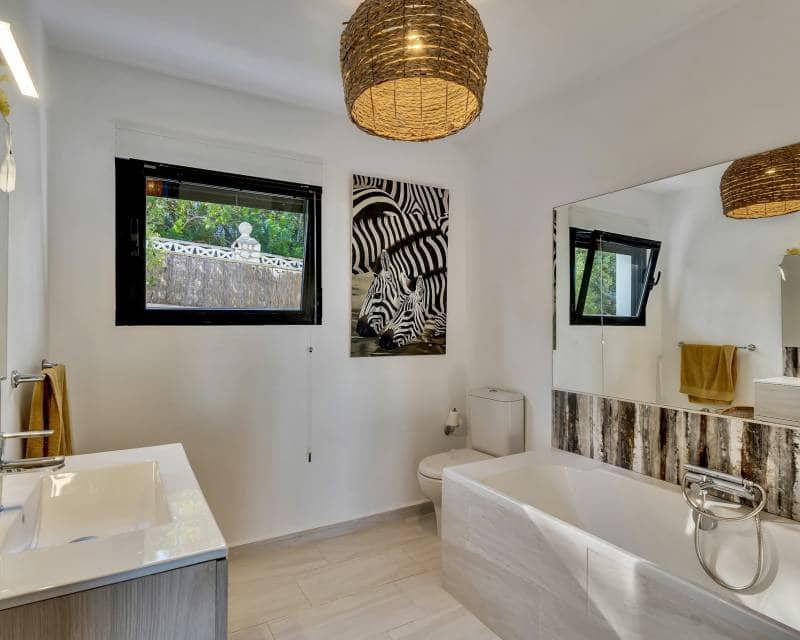 3 sovrum Villa till salu i Denia med pool garage - 1 590 000 € (Ref: 9457742)