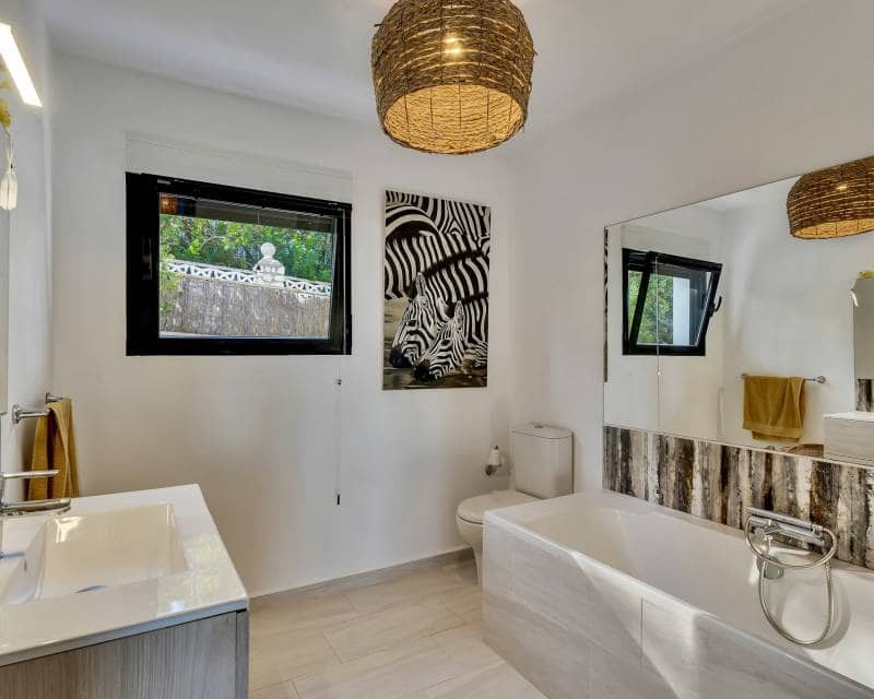3 soveværelse Villa til salg i Denia med swimmingpool garage - € 1.460.000 (Ref: 9457742)