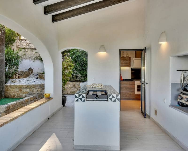 3 soveværelse Villa til salg i Denia med swimmingpool garage - € 1.460.000 (Ref: 9457742)