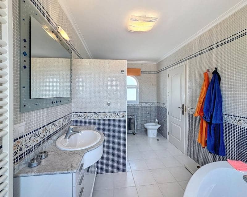 2 quarto Moradia para venda em Benitachell / Benitatxell com piscina - 585 000 € (Ref: 9457744)