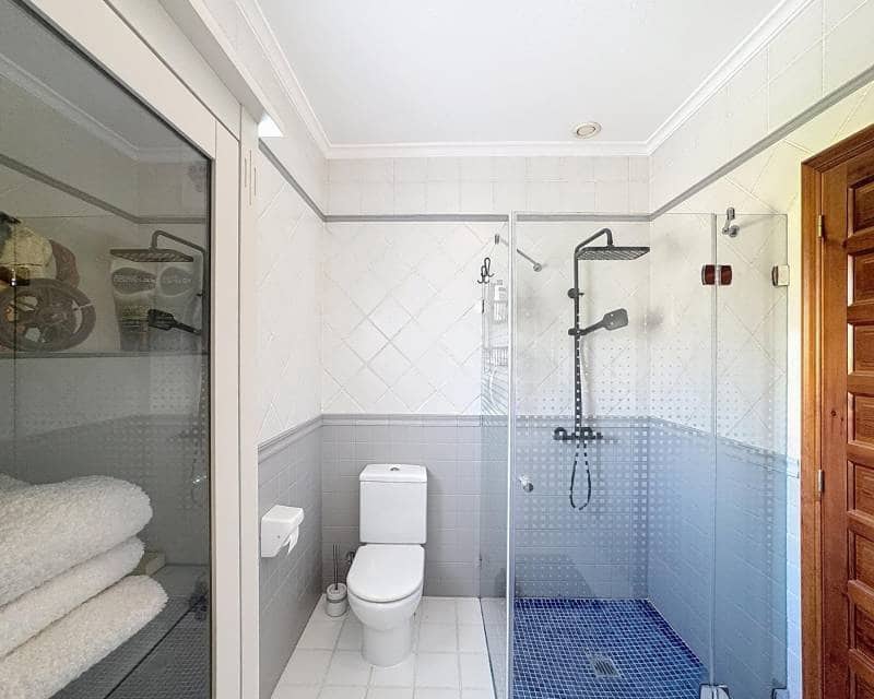 Chalet de 5 habitaciones en Benitachell / Benitatxell en venta con piscina - 1.100.000 € (Ref: 9457745)