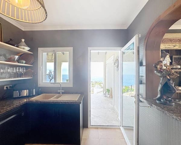 5 Zimmer Villa zu verkaufen in Benitachell / Benitatxell mit Pool - 1.100.000 € (Ref: 9457745)