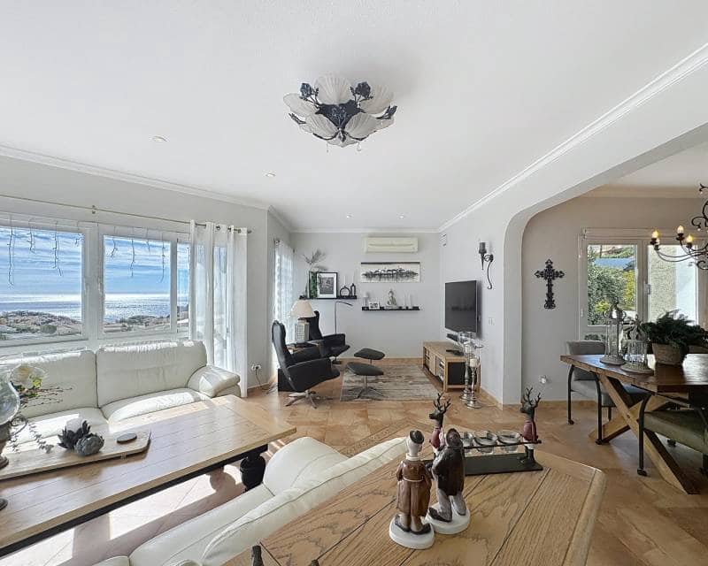 Chalet de 5 habitaciones en Benitachell / Benitatxell en venta con piscina - 1.100.000 € (Ref: 9457745)