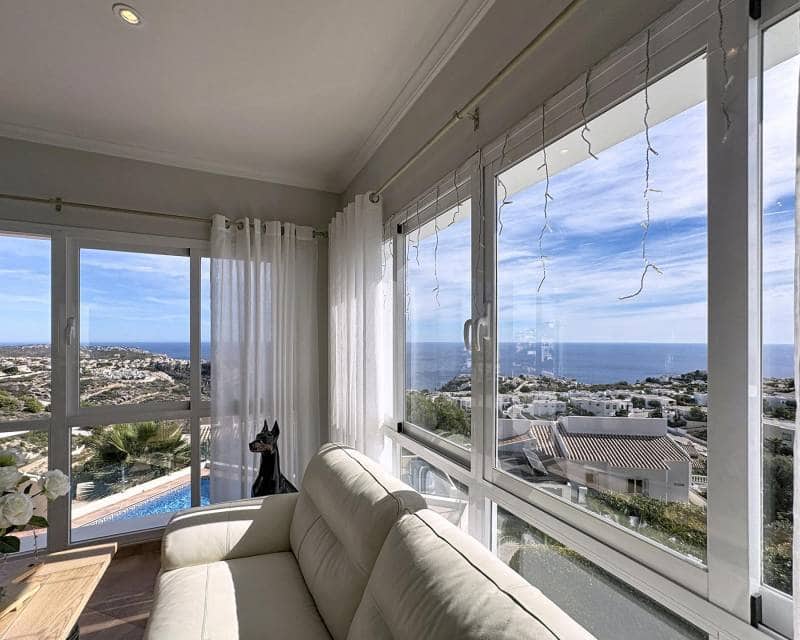 Chalet de 5 habitaciones en Benitachell / Benitatxell en venta con piscina - 1.100.000 € (Ref: 9457745)