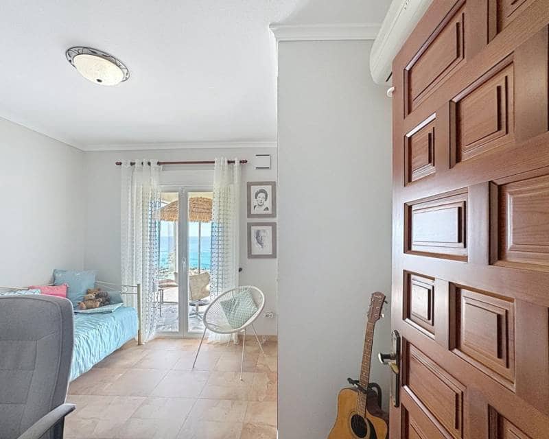 Chalet de 5 habitaciones en Benitachell / Benitatxell en venta con piscina - 1.100.000 € (Ref: 9457745)