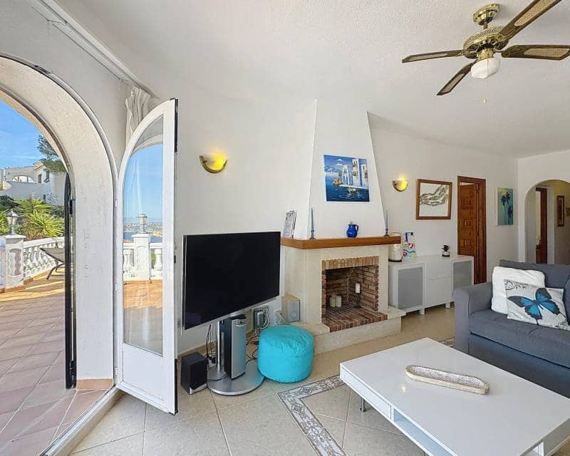 Chalet de 5 habitaciones en Benitachell / Benitatxell en venta con piscina - 550.000 € (Ref: 9457747)