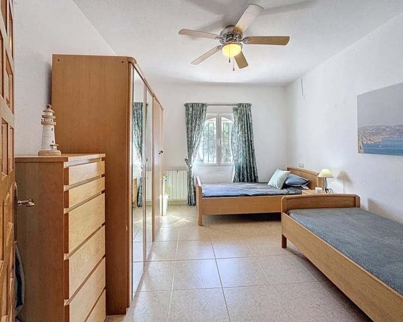 Chalet de 5 habitaciones en Benitachell / Benitatxell en venta con piscina - 550.000 € (Ref: 9457747)