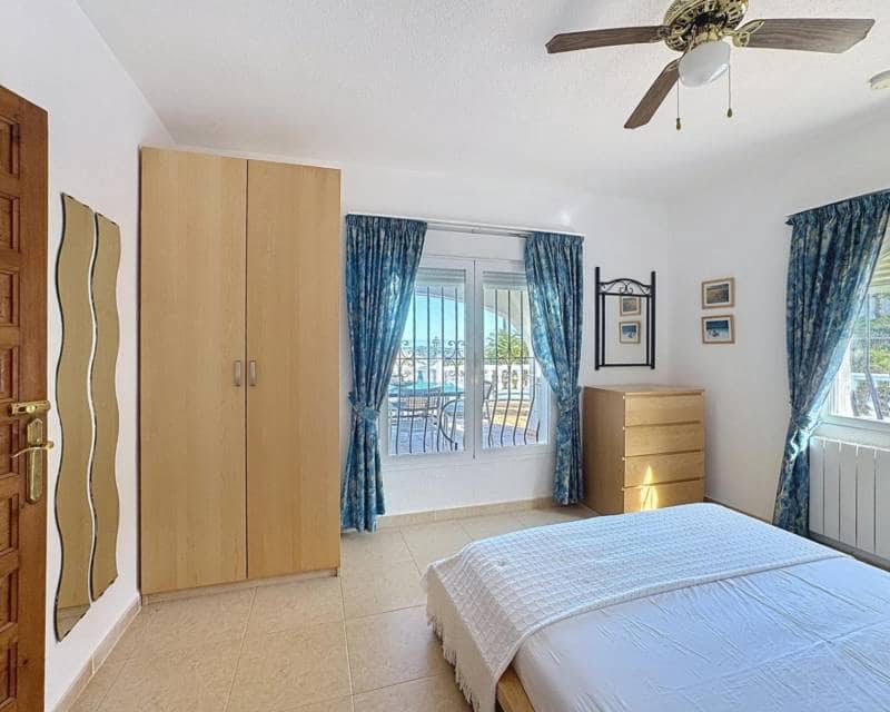 Chalet de 5 habitaciones en Benitachell / Benitatxell en venta con piscina - 550.000 € (Ref: 9457747)