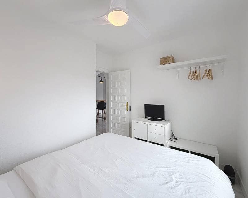 2 bedroom Apartment for sale in Benitachell / Benitatxell with pool - € 199,000 (Ref: 9459456)