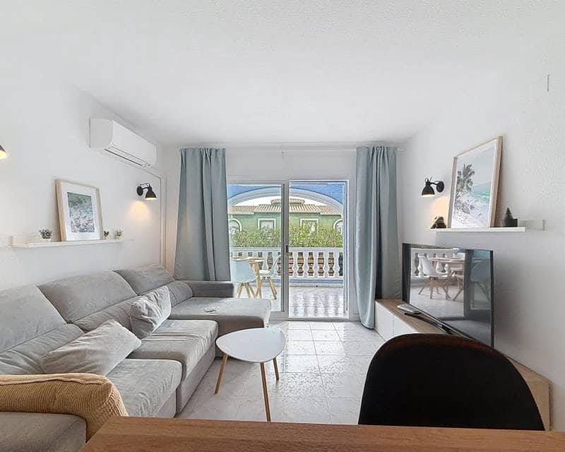 2 bedroom Apartment for sale in Benitachell / Benitatxell with pool - € 199,000 (Ref: 9459456)