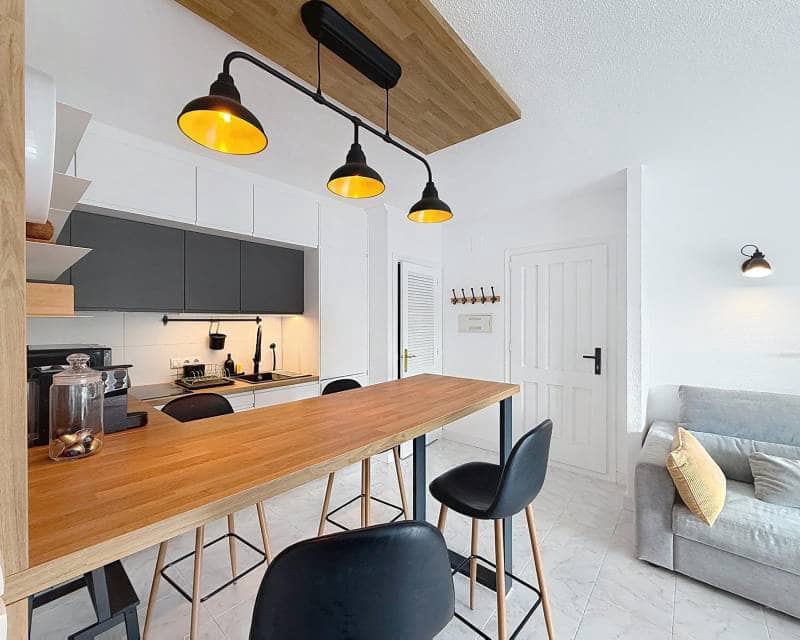 2 bedroom Apartment for sale in Benitachell / Benitatxell with pool - € 199,000 (Ref: 9459456)