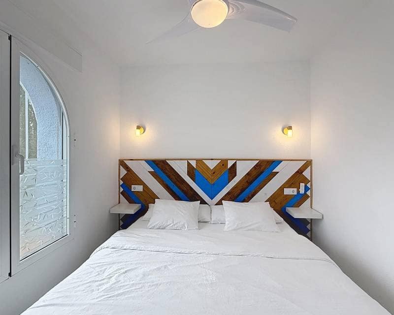 2 bedroom Apartment for sale in Benitachell / Benitatxell with pool - € 199,000 (Ref: 9459456)