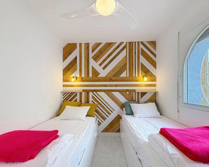 2 bedroom Apartment for sale in Benitachell / Benitatxell with pool - € 199,000 (Ref: 9459456)