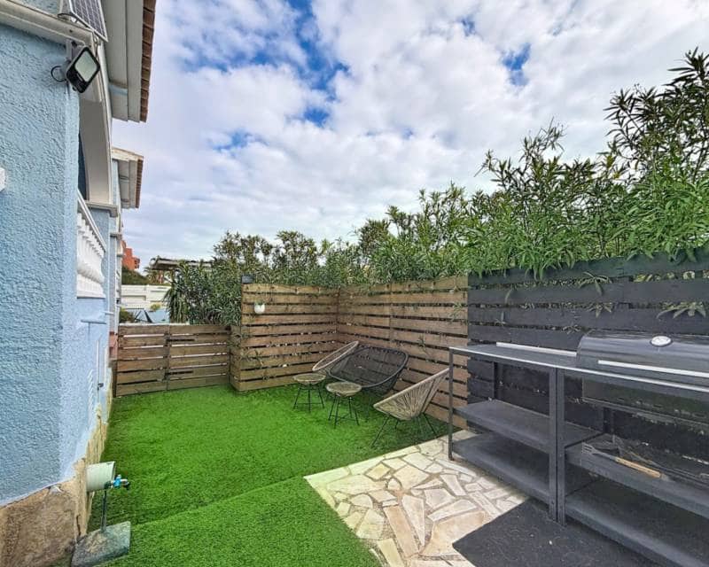 2 bedroom Apartment for sale in Benitachell / Benitatxell with pool - € 199,000 (Ref: 9459456)