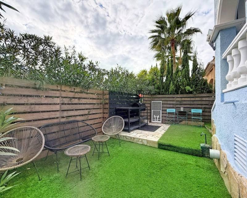 2 bedroom Apartment for sale in Benitachell / Benitatxell with pool - € 199,000 (Ref: 9459456)