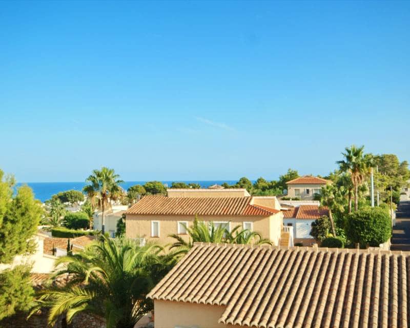 3 Zimmer Reihenhaus zu verkaufen in Benissa mit Pool Garage - 350.000 € (Ref: 9473196)