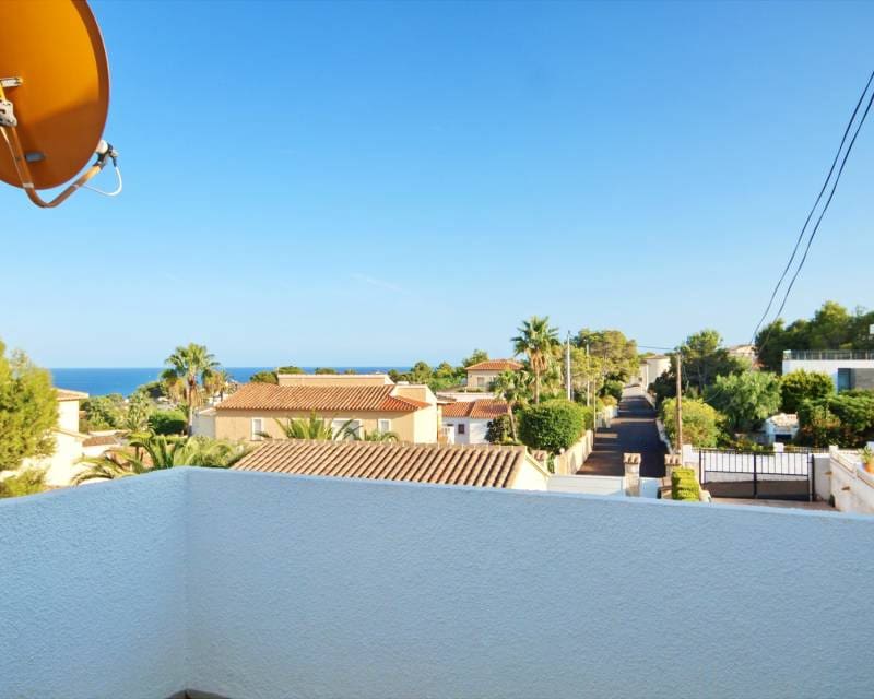 3 Zimmer Reihenhaus zu verkaufen in Benissa mit Pool Garage - 350.000 € (Ref: 9473196)