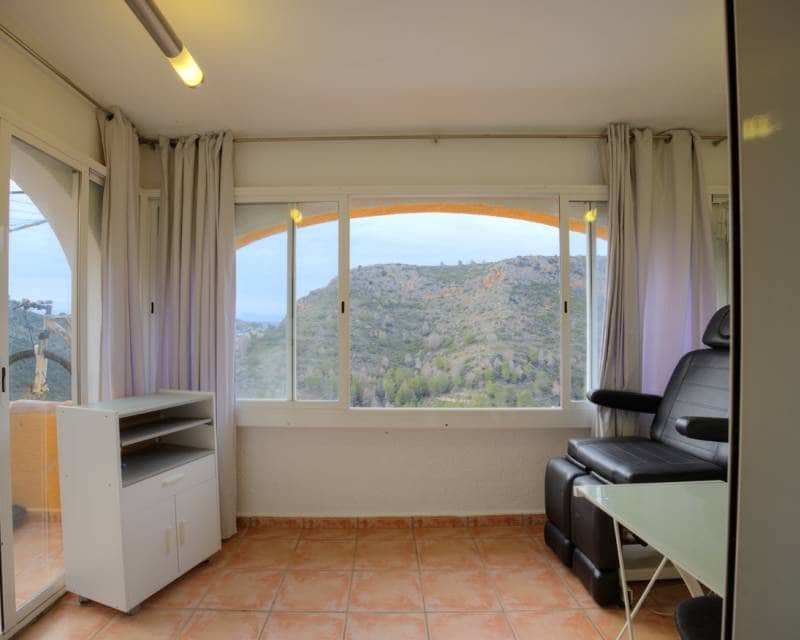2 bedroom Apartment for sale in Cumbre del Sol with pool - € 190,000 (Ref: 9482390)