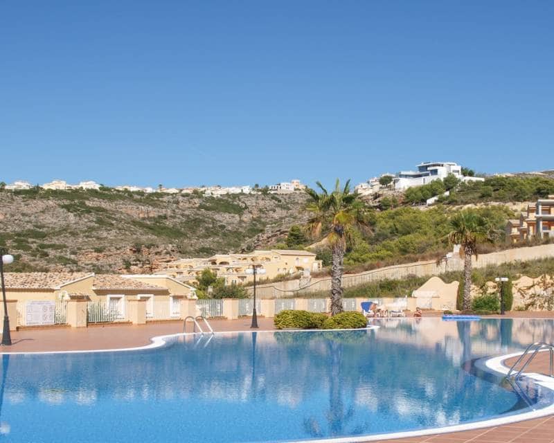 2 bedroom Apartment for sale in Cumbre del Sol with pool - € 190,000 (Ref: 9482390)