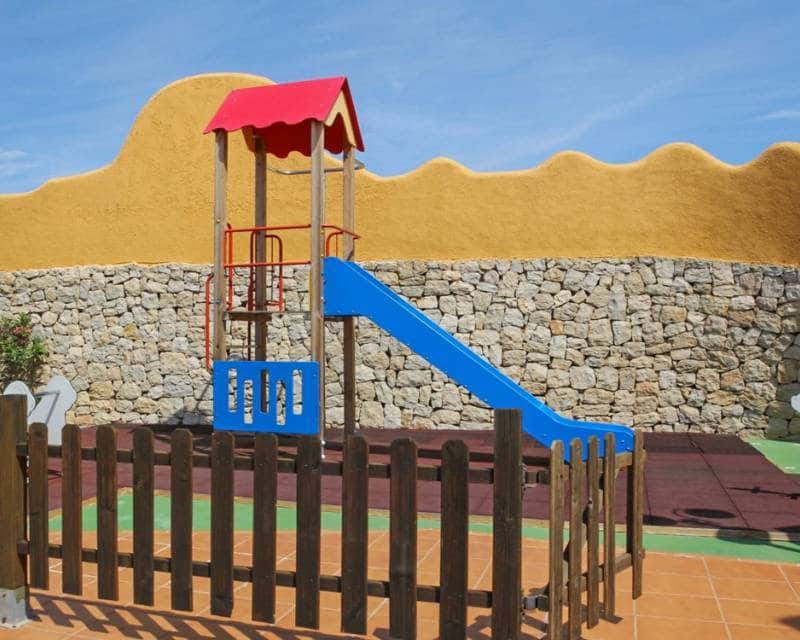 2 bedroom Apartment for sale in Cumbre del Sol with pool - € 190,000 (Ref: 9482390)