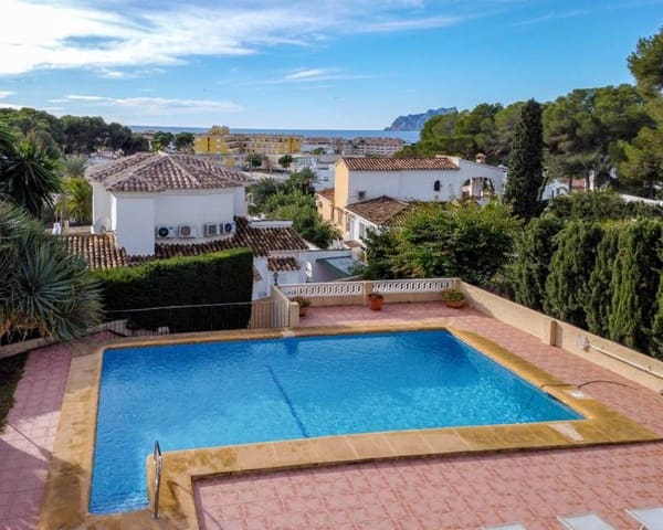 3 soveværelse Villa til salg i Moraira, Teulada-Moraira med swimmingpool - € 1.795.000 (Ref: 9489774)