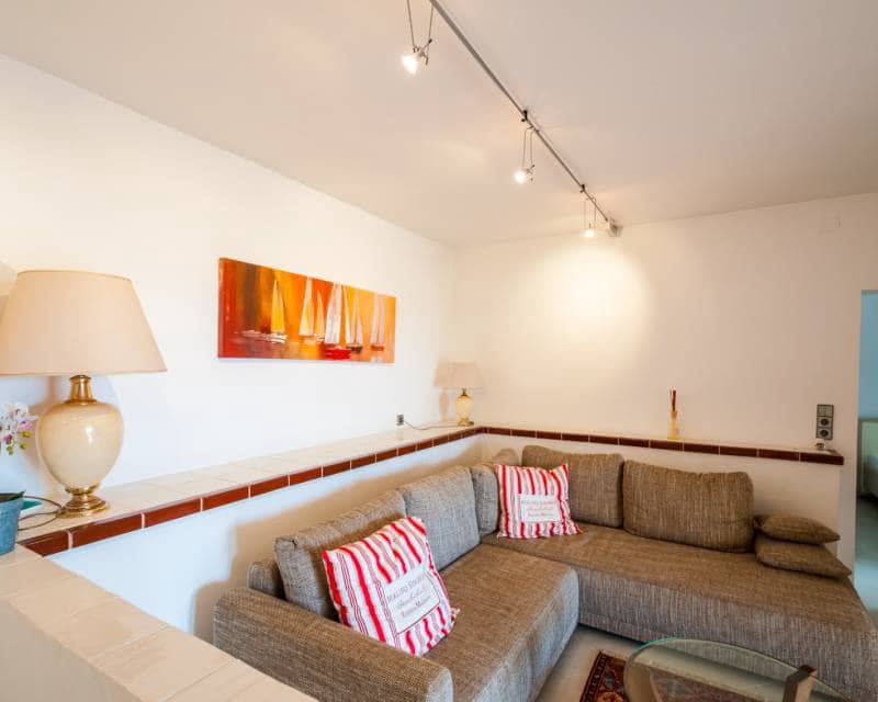 3 bedroom Villa for sale in Moraira with pool - € 1,795,000 (Ref: 9489774)