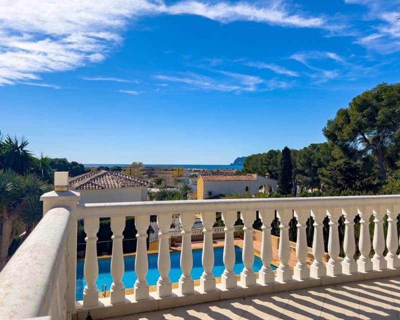 3 bedroom Villa for sale in Moraira with pool - € 1,795,000 (Ref: 9489774)