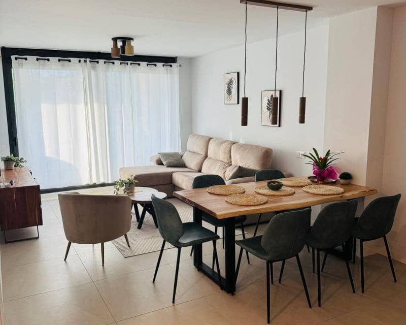 2 soverom Leilighet til leie i Denia med svømmebasseng - € 1 500 (Ref: 9510035)