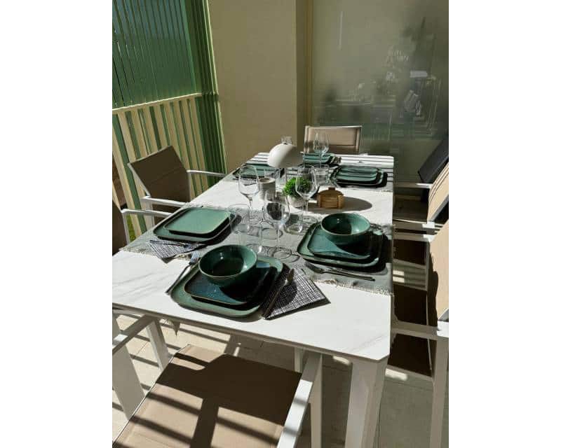 2 soverom Leilighet til leie i Denia med svømmebasseng - € 1 500 (Ref: 9510035)