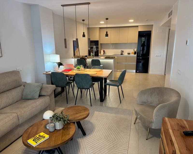 2 soverom Leilighet til leie i Denia med svømmebasseng - € 1 500 (Ref: 9510035)