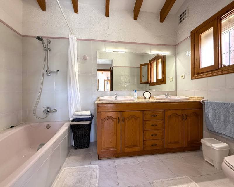 4 sypialnia Willa na sprzedaż w Moraira z basenem - 750 000 € (Ref: 9618575)