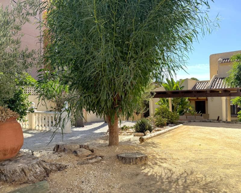 4 sypialnia Willa na sprzedaż w Moraira z basenem - 750 000 € (Ref: 9618575)