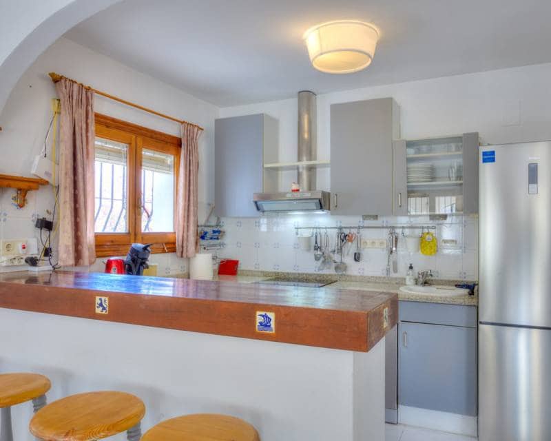 4 Zimmer Villa zu verkaufen in Moraira mit Pool - 599.000 € (Ref: 9618576)