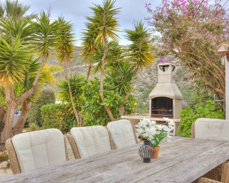 4 Zimmer Villa zu verkaufen in Moraira mit Pool - 599.000 € (Ref: 9618576)