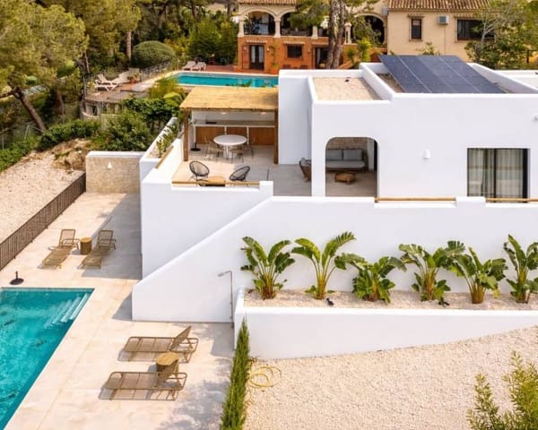 3 soverom Villa til salgs i Benissa med svømmebasseng garasje - € 1 095 000 (Ref: 9623202)